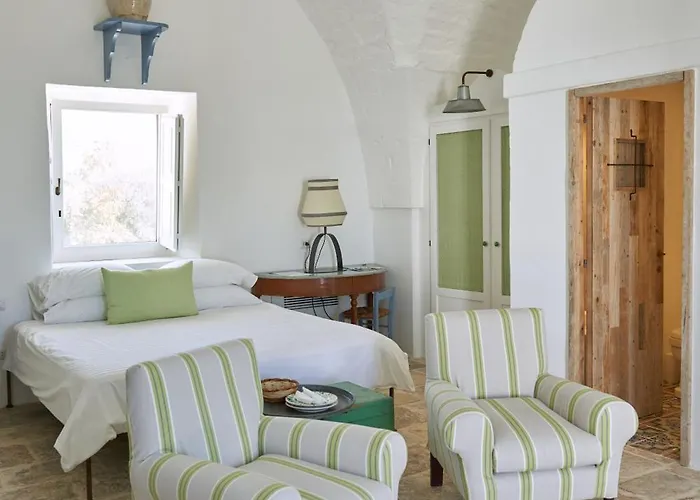 Masseria Paradiso 4* 奥斯图尼